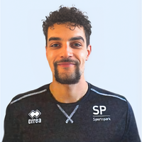 Headshot of Tyree smiling at the camera.