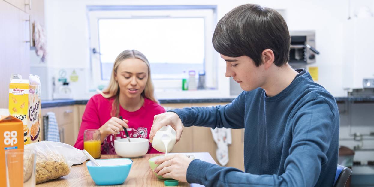 Accommodation Ensuite Village Plus Kitchen Pouring Milk