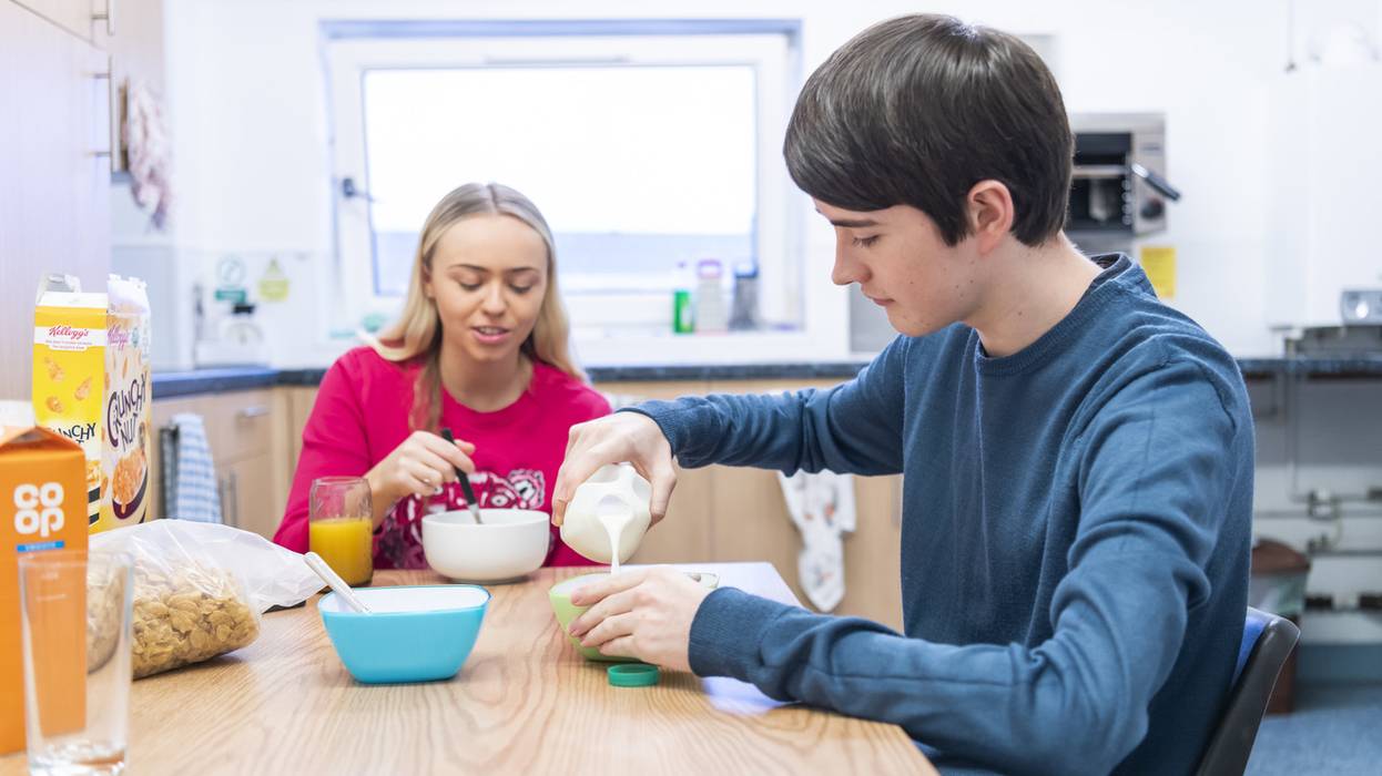 Accommodation Ensuite Village Plus Kitchen Pouring Milk