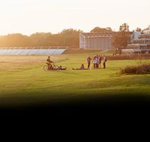 small-background-campus-2.jpg