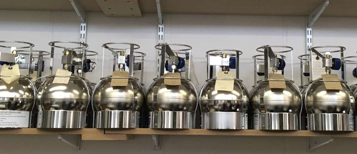 improving-the-atmosphere-air-canisters