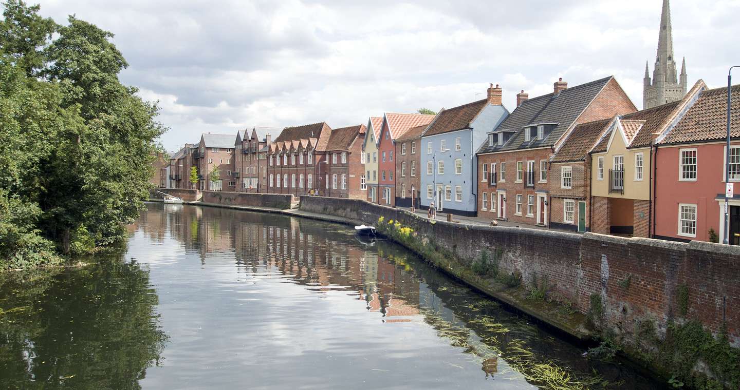 Hero Banner Template Header (with image) description