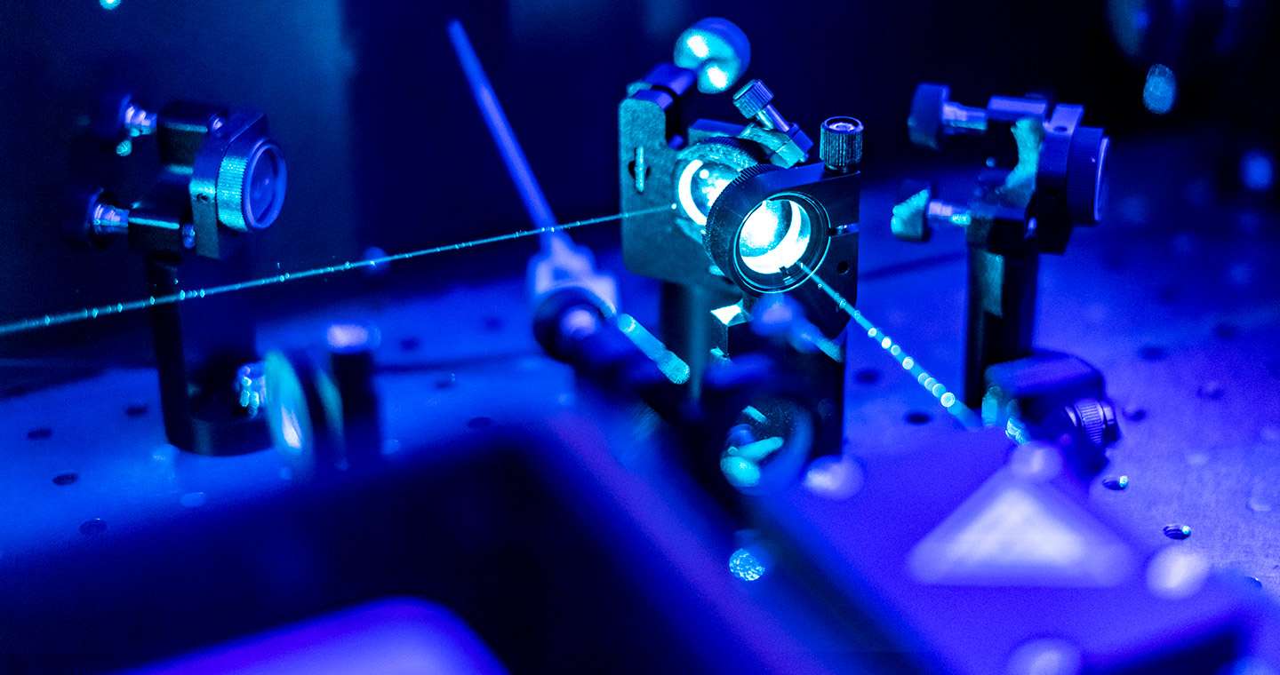 Physics equipment