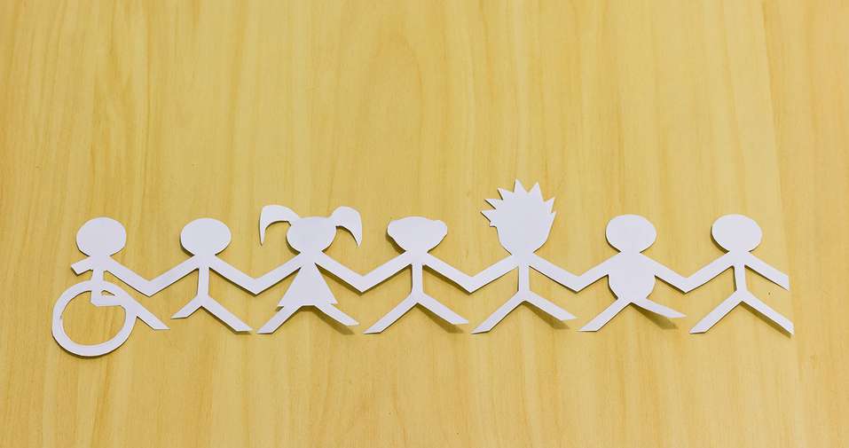 equality paper chain