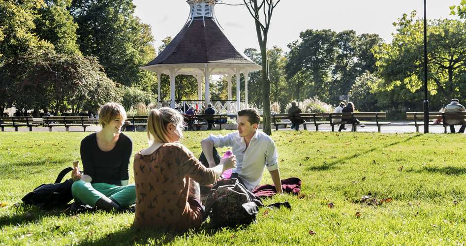 Students in Chapelfield Gardens