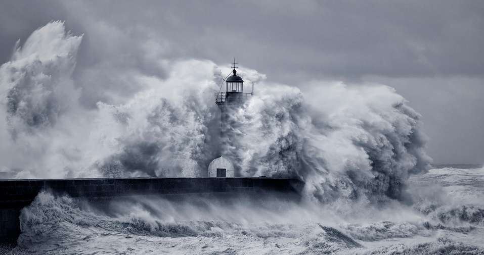 waves-crashing-into-wall