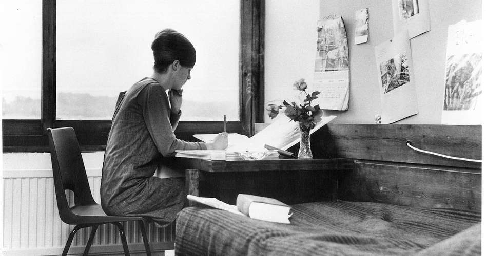 archive student in accomodation