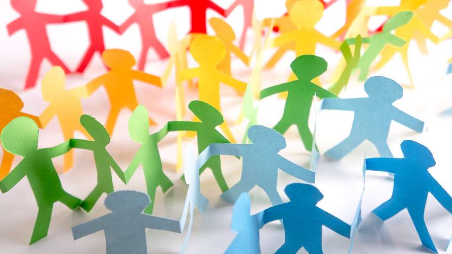 paper chain people