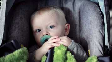 CRCF_SWK_carseat_sharonmccutcheon-unsplash_ICON.jpg