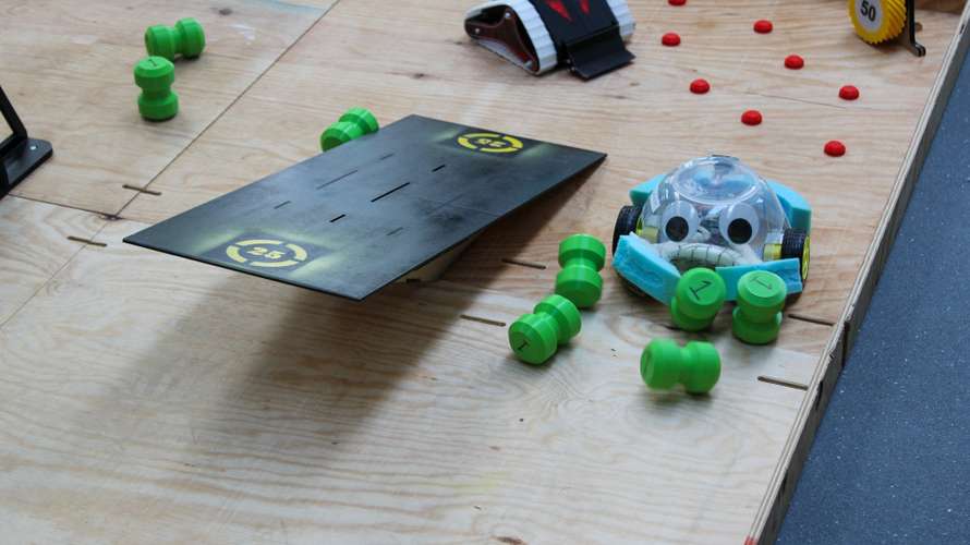 Robot at ScrapBot Olympics