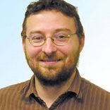 Dr Andrew Round