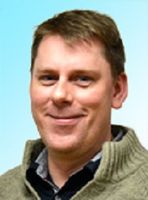 Dr Derek Warren