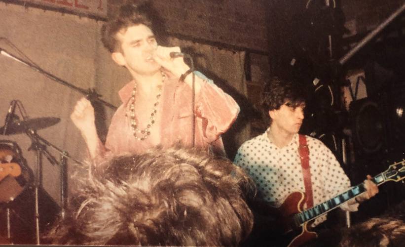 Morrissey singing in 1984