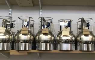 improving-the-atmosphere-air-canisters_small.jpg