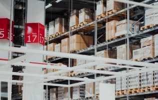 goods-in-warehouse_small.jpg