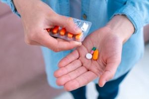 pha-researchimpact-antibiotic-smithr-2019-small-image