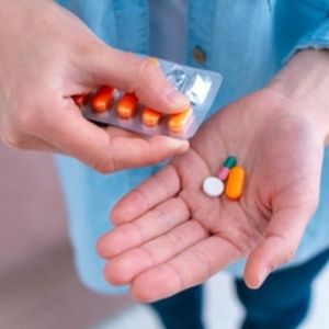 pha-researchimpact-antibiotic-smithr-2019-small-image