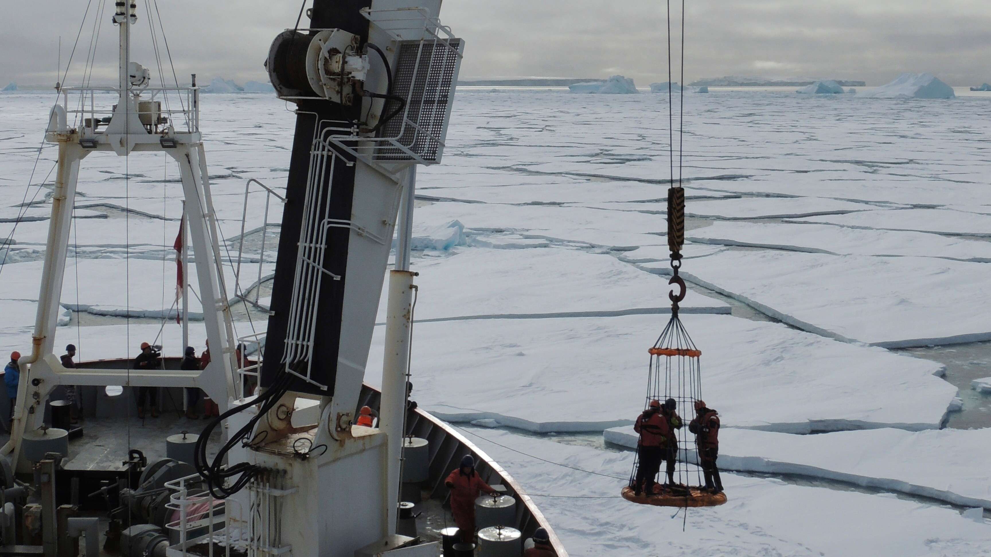 Environmental Sciences iSTAR project, studying the melting of Antarctic glaciers and how this relates to ocean variability around Antarctica.