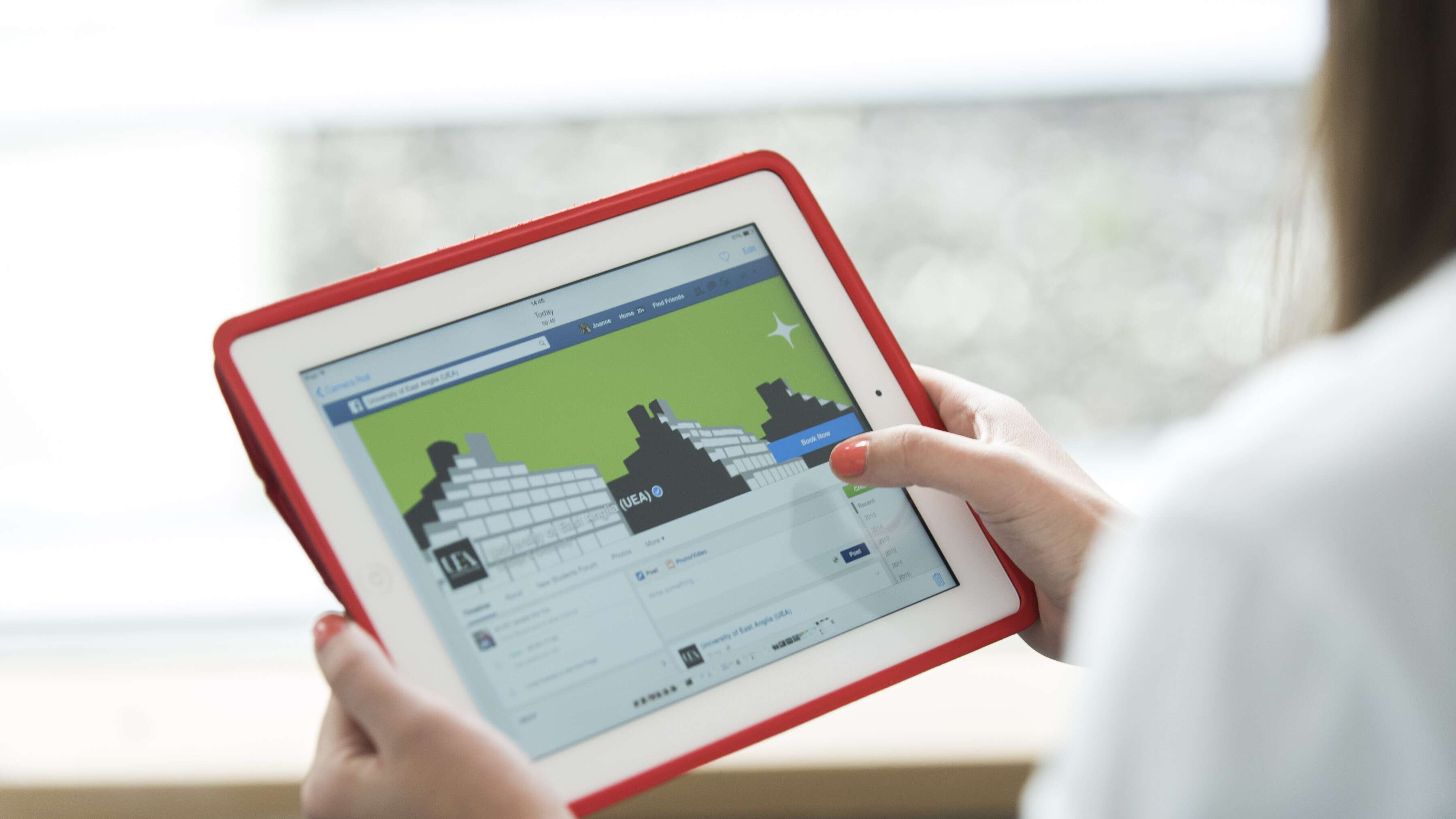 Students using iPad