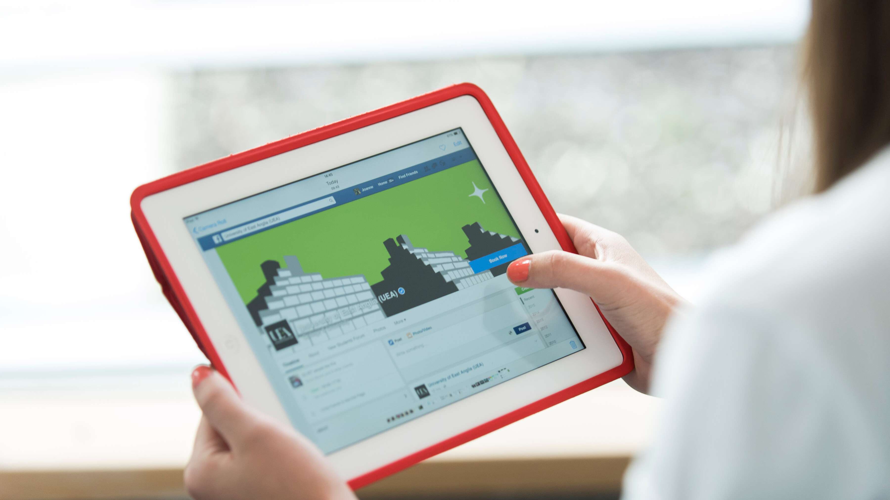 Students using iPad
