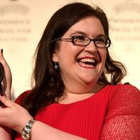 Naomi Alderman receiving Baileys Prize 2017