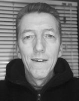 A headshot of Dr Nick Cavill