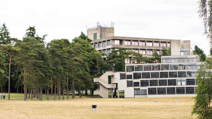 Picture of the Ziggurats and surrounding area