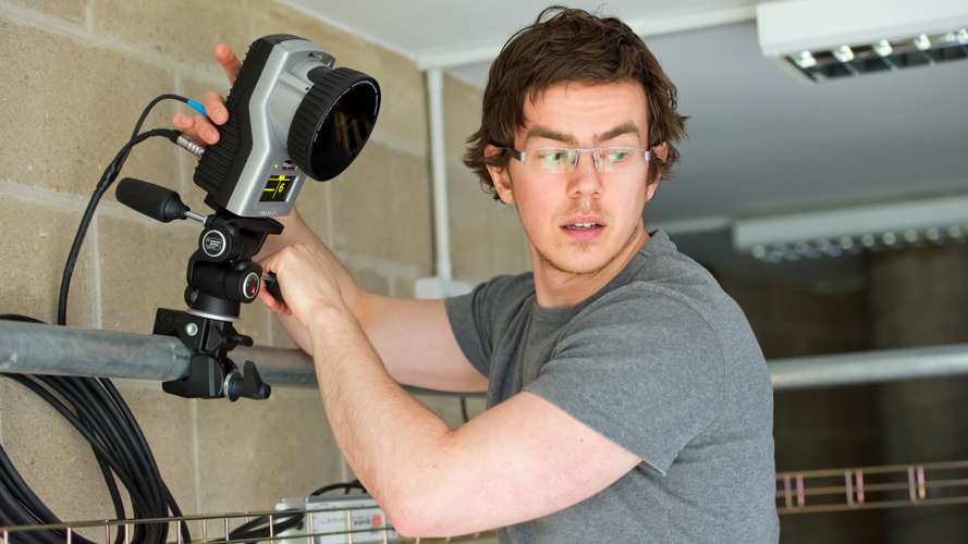 Psychology Students in the Virtual Reality Suite in the School of Psychology on Campus