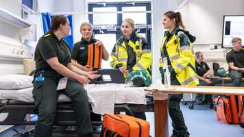 Paramedic Students in Simulation Learning Session