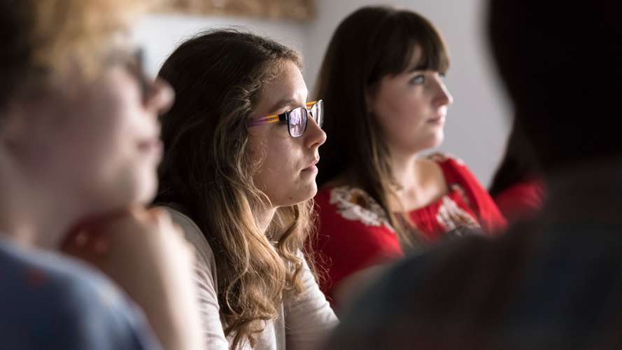 Literature, Drama and Creative Writing Students in a Seminar