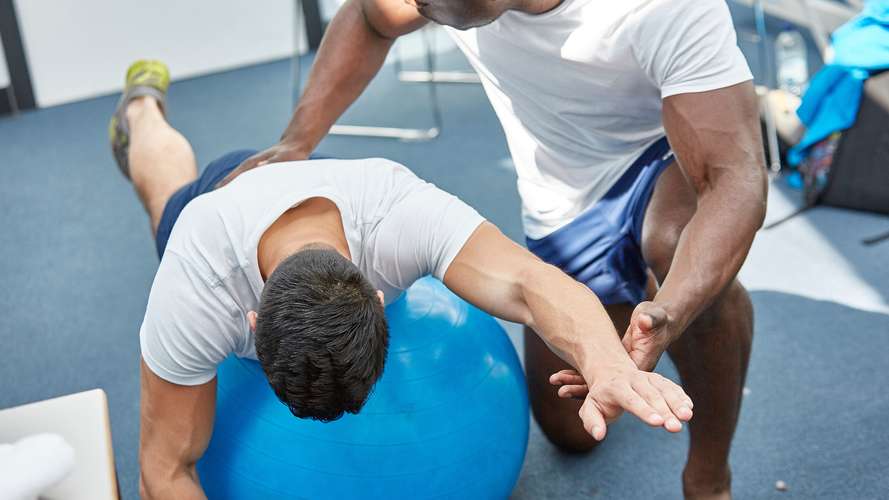 HSC Physiotherapy image of students and staff