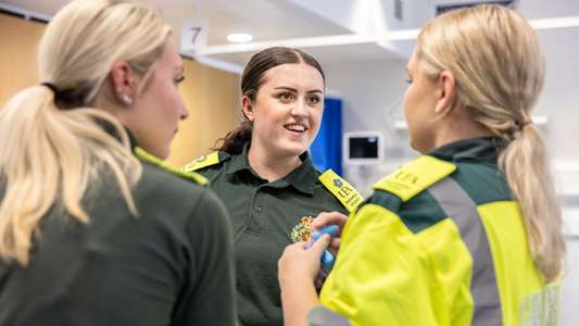 Paramedic Students in Simulation Learning Session