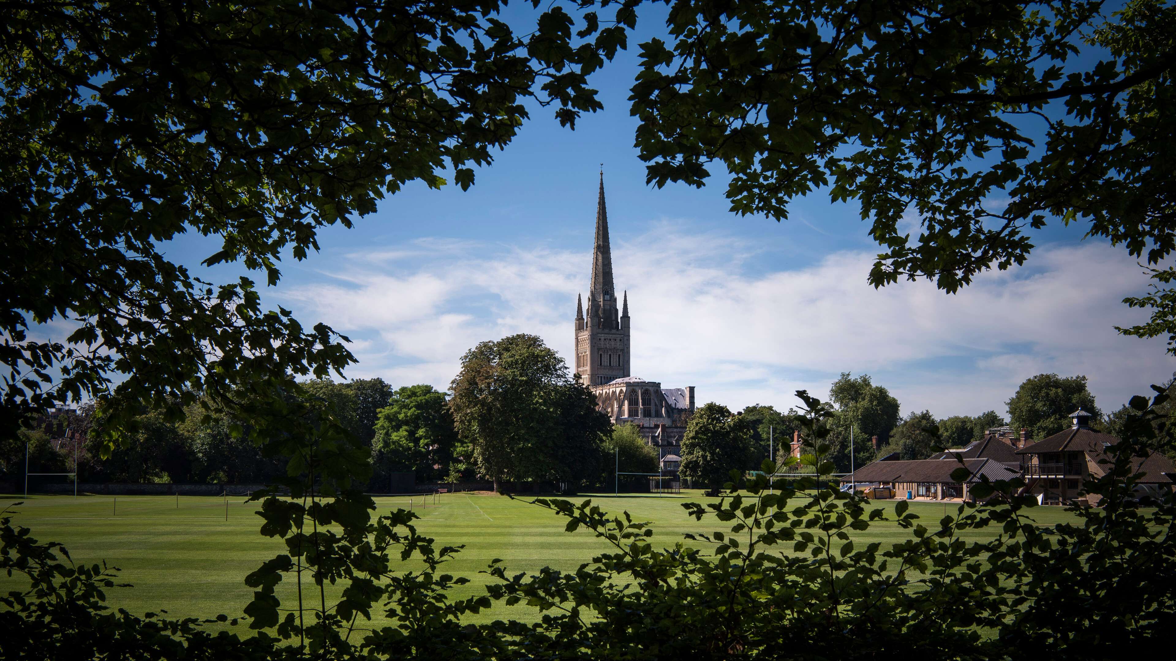 Image of the Norwich Cathedral