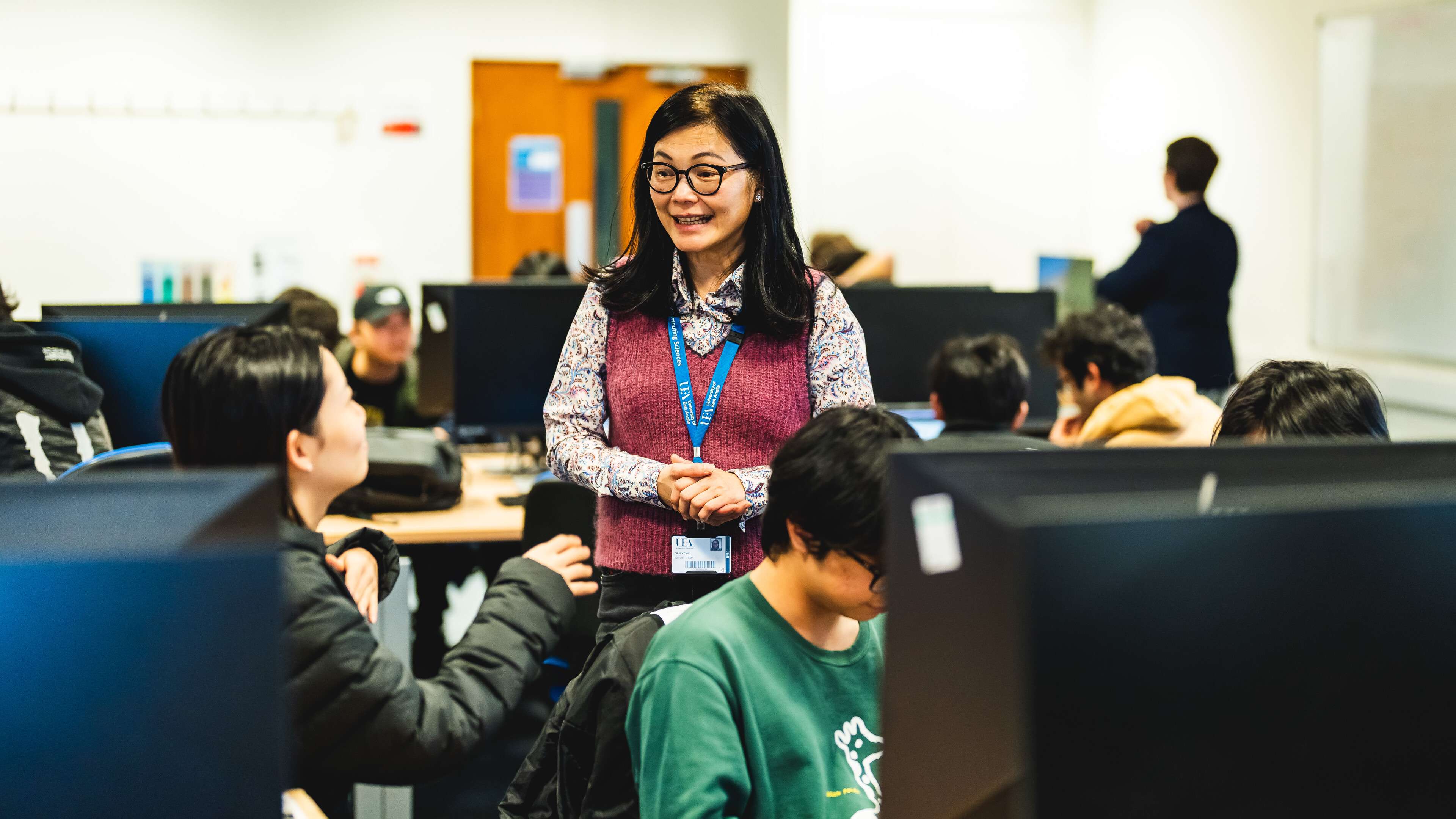 Computing Science 3+1 students are working together in the IT lab.