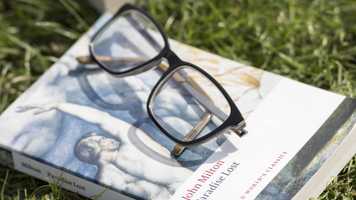 Literature, Drama and Creative Writing Students by the Broad on Campus