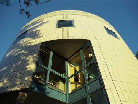 climatic-research-unit-hubert-lamb-building.jpg
