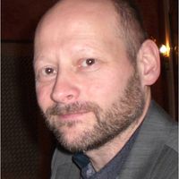 A headshot of Professor Colin Greaves