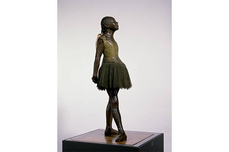 Ballet Dancer Statue
