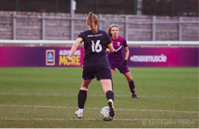 Millie-Daviss-controlling-the-football