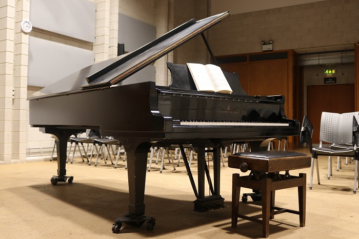 Grand piano