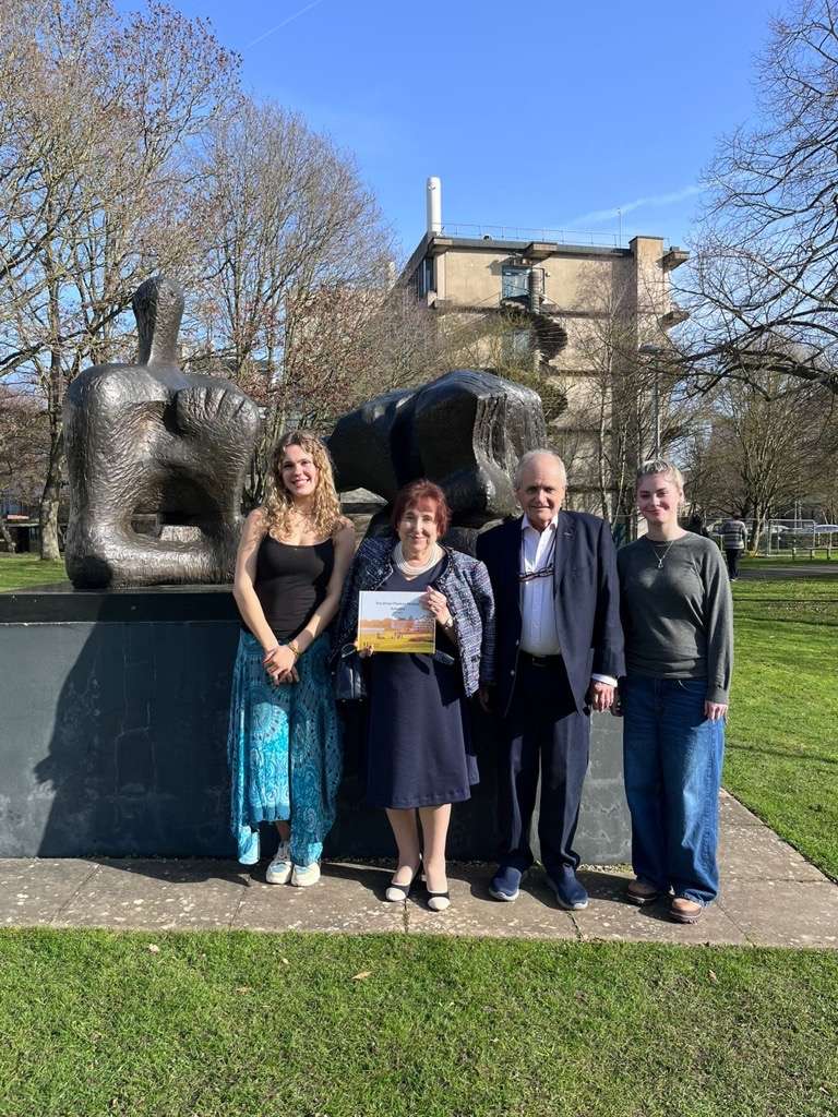 Victor Thomas Penfold scholar with donors