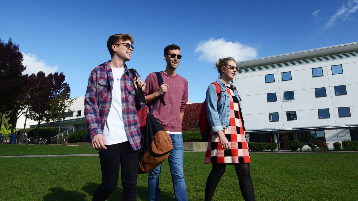 Accommodation Students Walking Outside Nelson Court