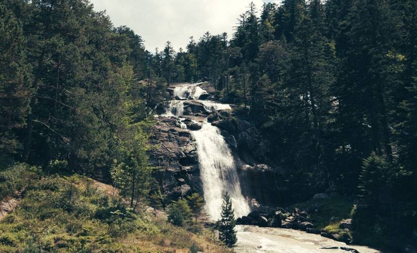 France: Waterfall in the Pyrénées. (Photo by Stéphane Bernard)