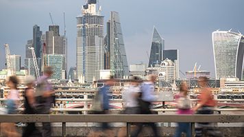 eco_people_blurred_in_london.jpg
