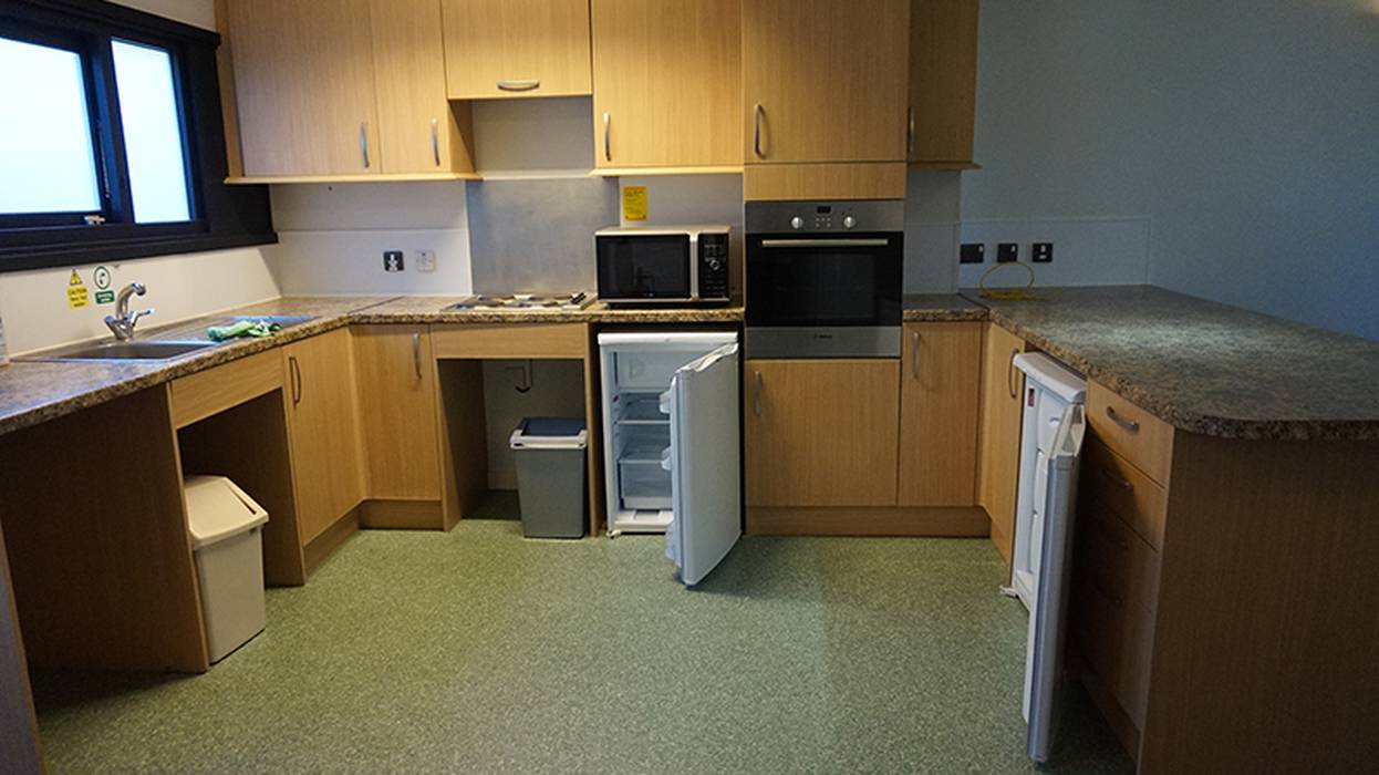 Two Bed House Flat Kitchen 2