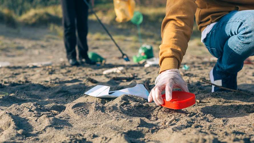 cleaning_up_beach.jpg